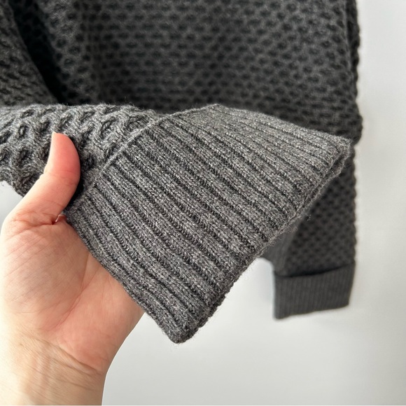 J. Crew Honeycomb Mockneck Sweater in Wool Blend Charcoal NWT Size Medium - Picture 5 of 14
